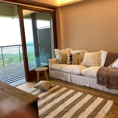 Welcome To Paradise * Gignese