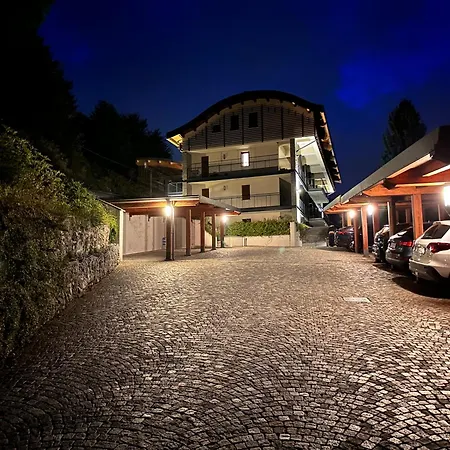 Welcome To Paradise Lejlighed