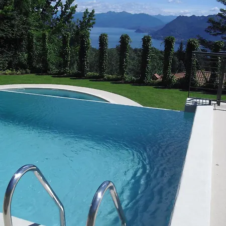 Welcome To Paradise *